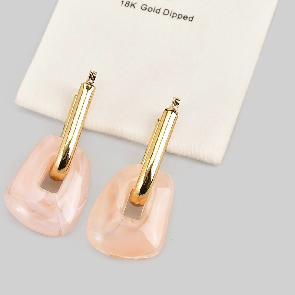 18K GOLD LIGHT PINK RESIN DROP EARRINGS